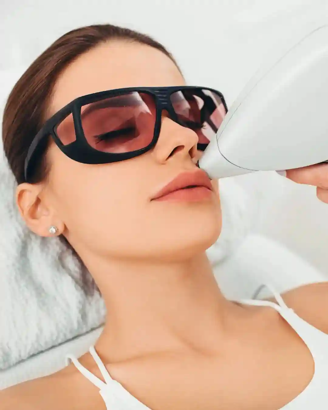 cost of laser treatment for upper lip hair removal_IMGCentury