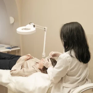 Top Dermatologists in Pune - Best Way to Choose Your Skin Specialist Clinic Nearby